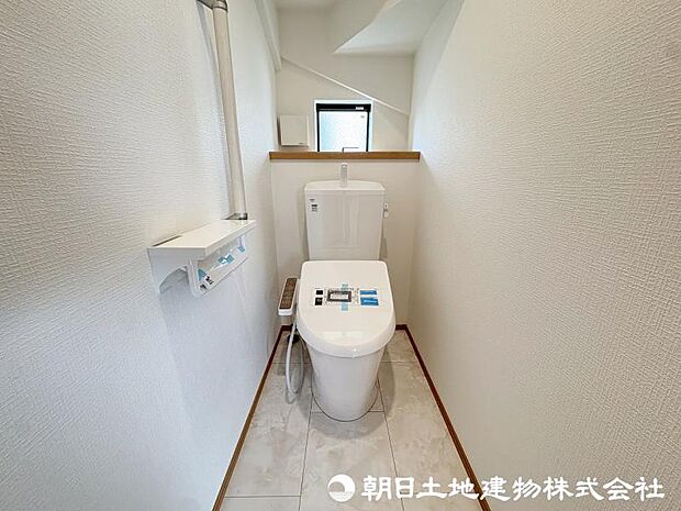 ＜トイレ＞1階2階ウォッシュレット付きトイレです。