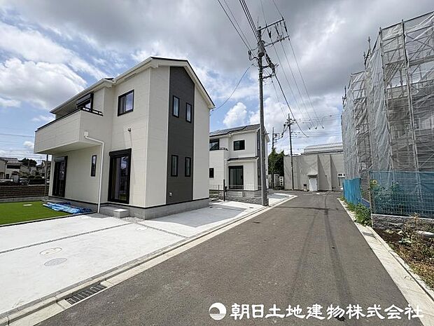 ＜外観＞開発分譲地内で交通量の少ない道路に面して安心いただけます。