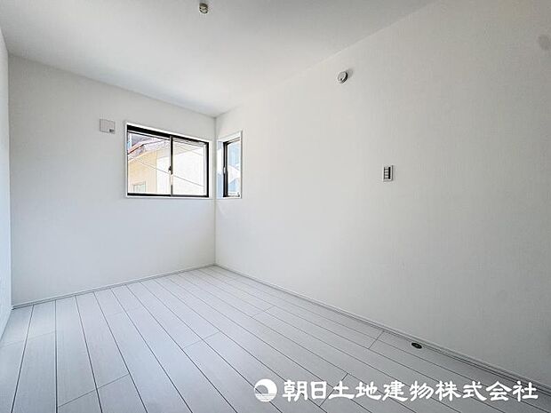 <洋室>全居室2方向に窓がある2面採光です。