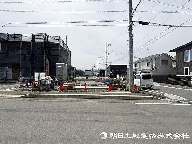 <現地>同仕様の完成物件を現地と一緒にご見学いただけます。