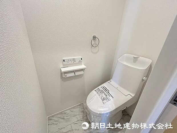 ＜トイレ＞1階2階ウォッシュレット付きトイレです。