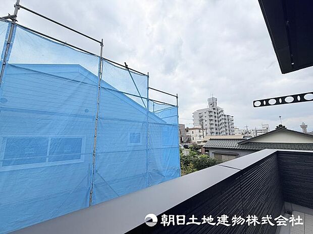 ＜バルコニー＞南向きで陽当たり良好です。
