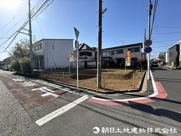 <現地>広々としている土地面積50坪で開放感があります。