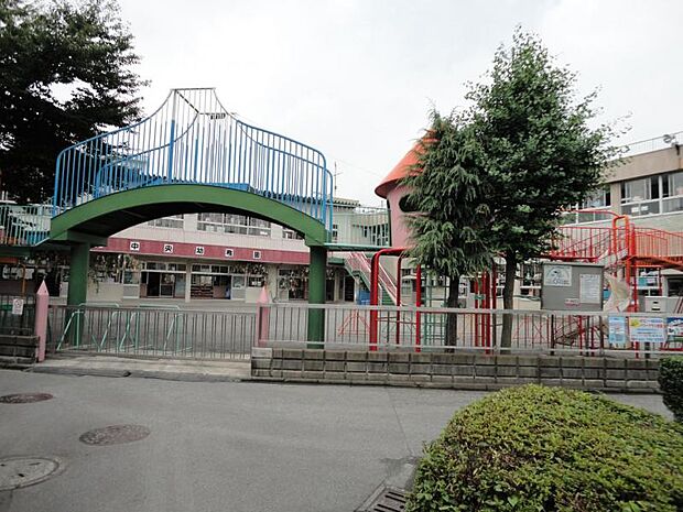 中央幼稚園まで約460ｍ