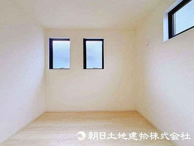 明るく快適な居室は、毎日の生活をより豊かにしてくれる場所。心地よい時間を過ごせる空間です。