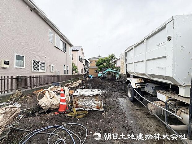 ＜現地＞同仕様の完成物件を現地と一緒にご見学いただけます。