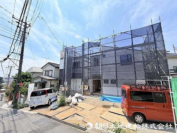 ＜現地＞カースペース車並列2台駐車可能です。