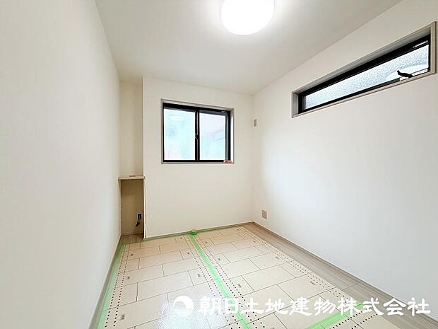 明るく快適な居室は、毎日の生活をより豊かにしてくれる場所。心地よい時間を過ごせる空間です。