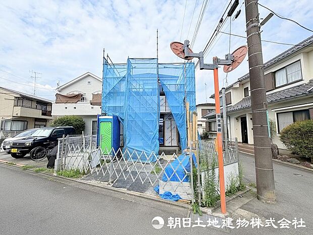 <現地>同仕様の完成物件を現地と一緒にご見学いただけます。