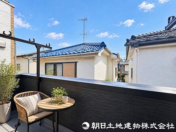 <バルコニー>南北両面バルコニーです。
