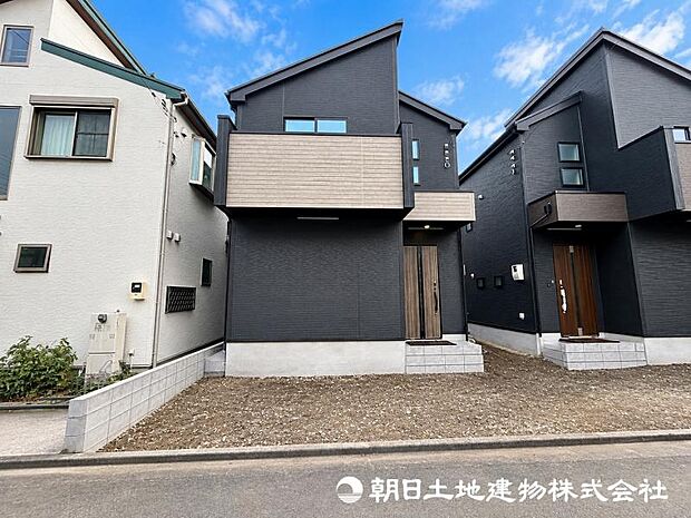 ＜現地＞交通量の少ない道路に面して安心いただけます。