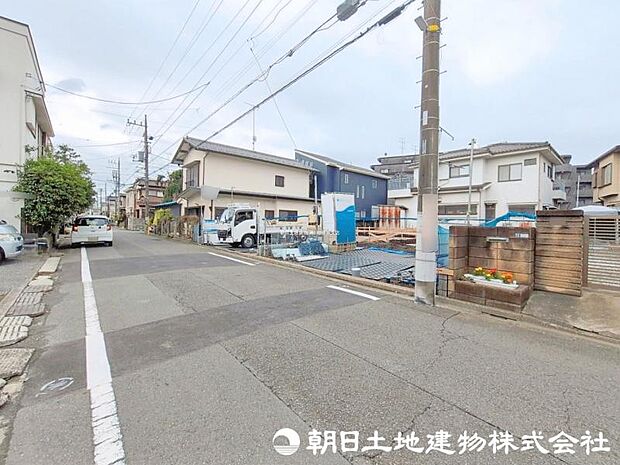 ＜現地＞太陽光発電システムを搭載していますので、日々の電気代も助かります。