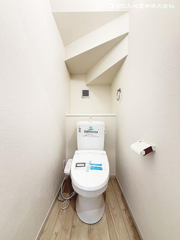 ＜トイレ＞1階2階ウォッシュレット付きトイレです。
