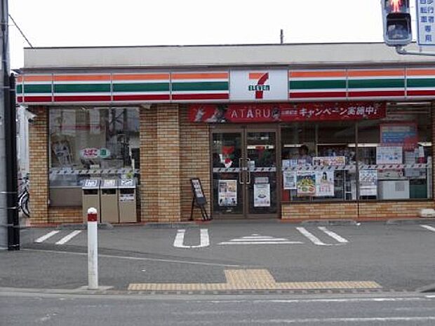 セブンイレブン相模原田名四ツ谷店まで約620m