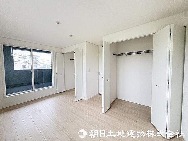 ＜収納＞各洋室にクローゼットがありお洋服をすっきりと収納できます。