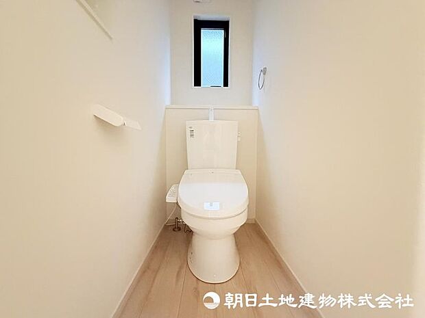 ＜トイレ＞1階2階ウォッシュレット付きトイレです。