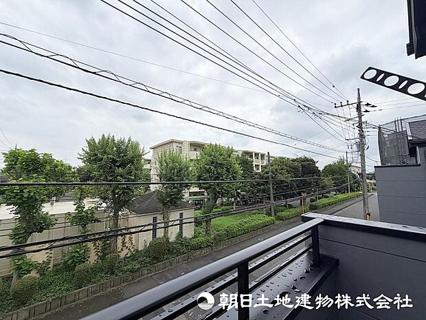＜眺望＞周辺は静かな住宅地が広がっています。
