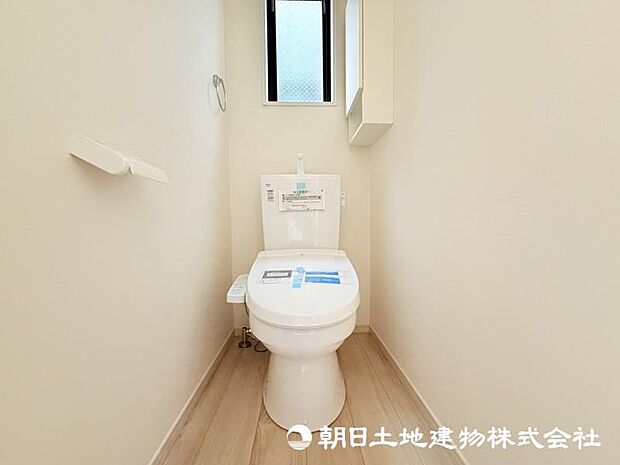 ＜トイレ＞1階2階ウォッシュレット付きトイレです。