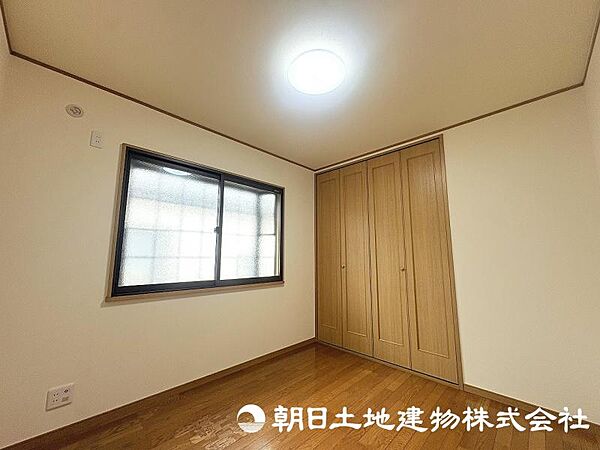 明るく快適な居室は、毎日の生活をより豊かにしてくれる場所。心地よい時間を過ごせる空間です。