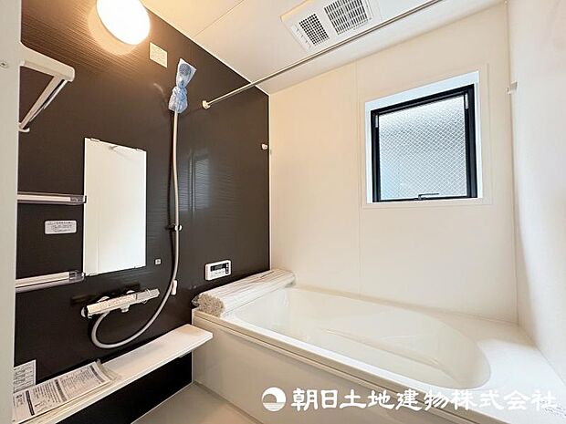 一日の疲れを癒やす大切なバスタイムを過ごせる浴室。快適で心地よい時間を楽しめるリラックス空間です。
