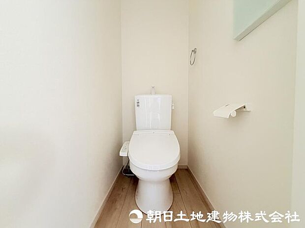 ＜トイレ＞1階2階ウォッシュレット付きトイレです。