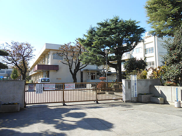 田名小学校まで約520m
