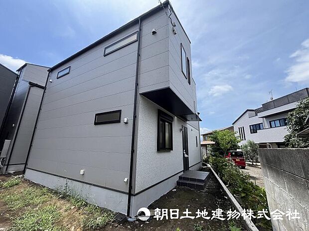 <現地>もうすぐ完成致しますので、実際の明るさや広さをご見学いただけます。