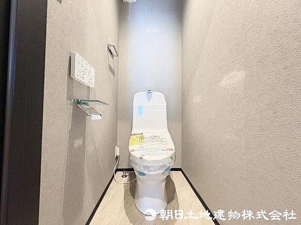 <トイレ>1階2階ウォシュレット付トイレです。