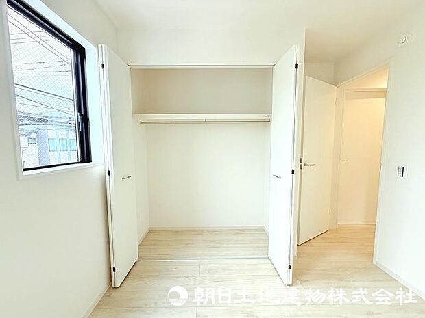 収納力のある住まいは、室内をすっきり保ちやすく、快適でゆとりある暮らしにつながります。