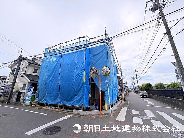 ＜現地＞同仕様の完成物件を現地と一緒にご見学いただけます。