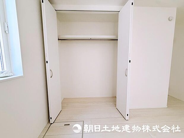 収納力のある住まいは、室内をすっきり保ちやすく、快適でゆとりある暮らしにつながります。