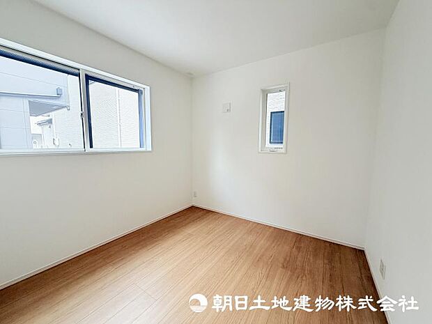 明るく快適な居室は、毎日の生活をより豊かにしてくれる場所。心地よい時間を過ごせる空間です。