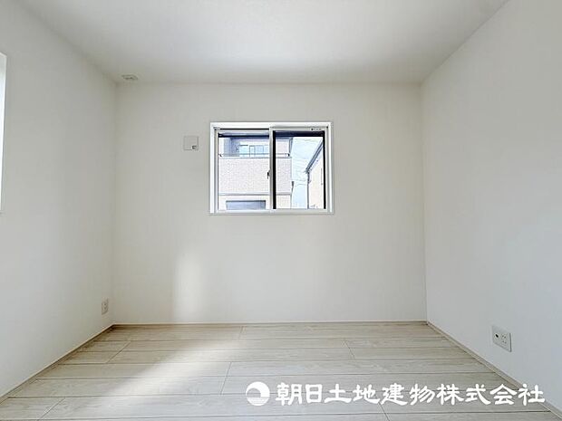 住まう方の生活スタイルに合わせて自由に使える居室。家具やインテリアで自分らしい空間づくりを楽しめます。