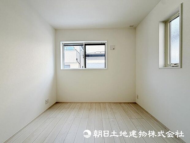 明るく快適な居室は、毎日の生活をより豊かにしてくれる場所。心地よい時間を過ごせる空間です。