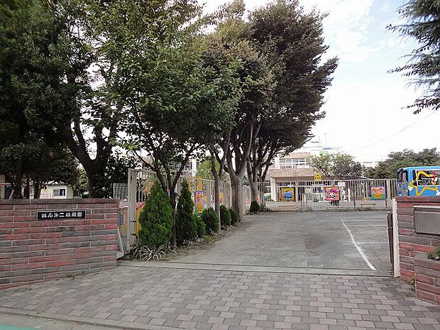 誠心第二幼稚園まで約400m
