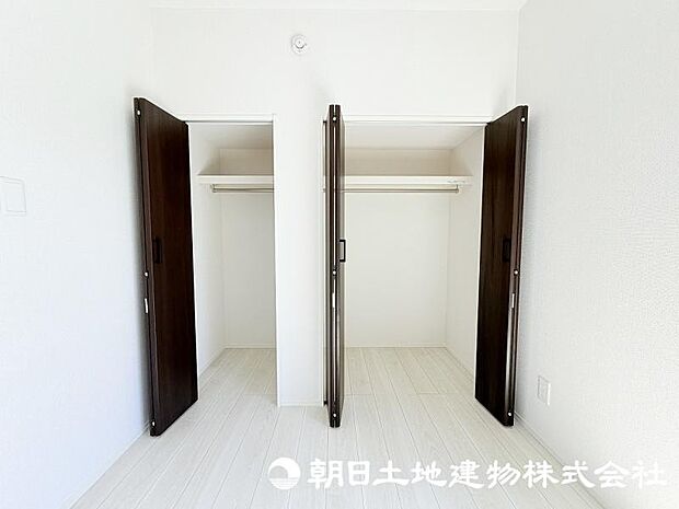 収納力のある住まいは、室内をすっきり保ちやすく、快適でゆとりある暮らしにつながります。