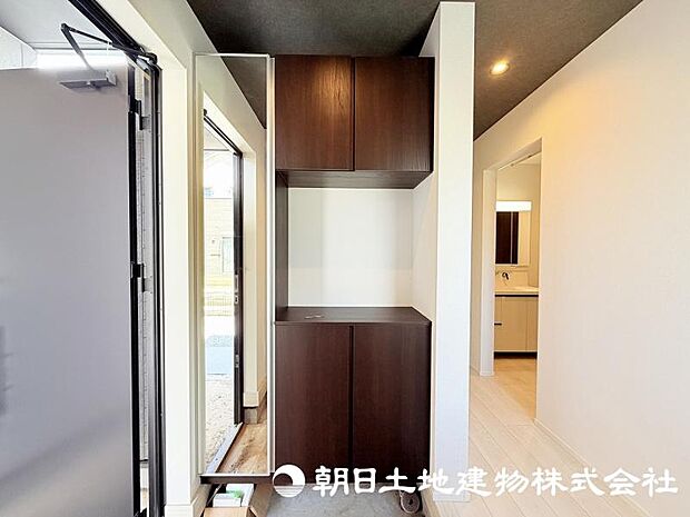 収納力のある住まいは、室内をすっきり保ちやすく、快適でゆとりある暮らしにつながります。