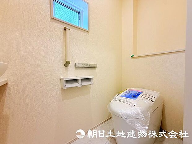 住まいの中で毎日利用するトイレは、快適性にもこだわりたいポイント。清潔で心地よい空間が魅力です。