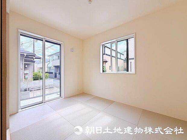 明るく快適な居室は、毎日の生活をより豊かにしてくれる場所。心地よい時間を過ごせる空間です。