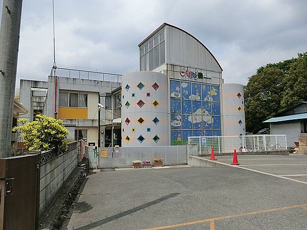 子どもの森保育園まで約290m