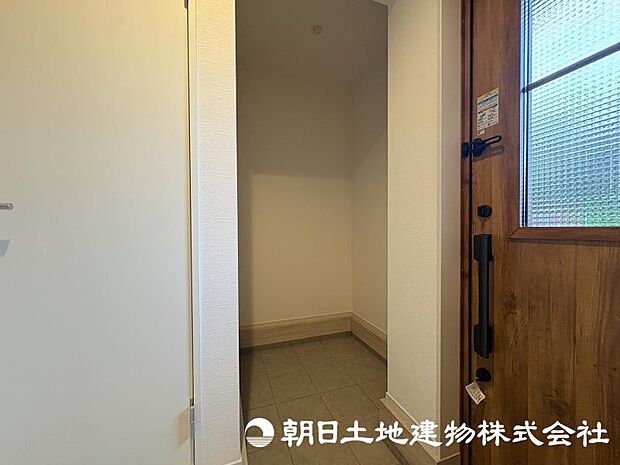 収納力のある住まいは、室内をすっきり保ちやすく、快適でゆとりある暮らしにつながります。 