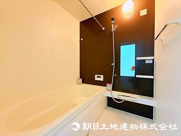 一日の疲れを癒やす大切なバスタイムを過ごせる浴室。快適で心地よい時間を楽しめるリラックス空間です。