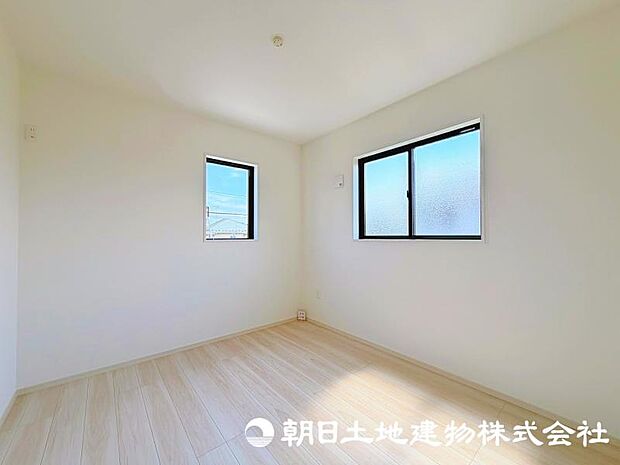 明るく快適な居室は、毎日の生活をより豊かにしてくれる場所。心地よい時間を過ごせる空間です。