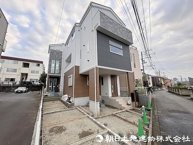 ＜カースペース＞車1台駐車可能です。