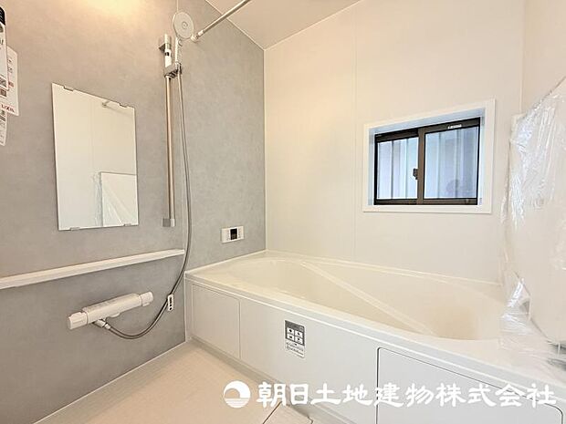 一日の疲れを癒やす大切なバスタイムを過ごせる浴室。快適で心地よい時間を楽しめるリラックス空間です。