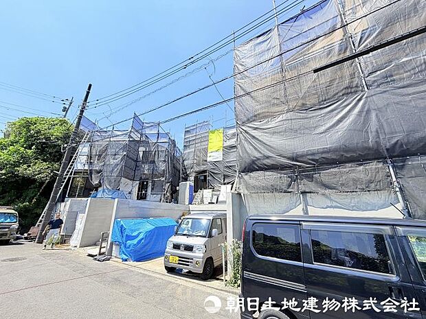 ＜現地＞開放感のある屋上バルコニーで趣味のお時間をお過ごしいただけます。