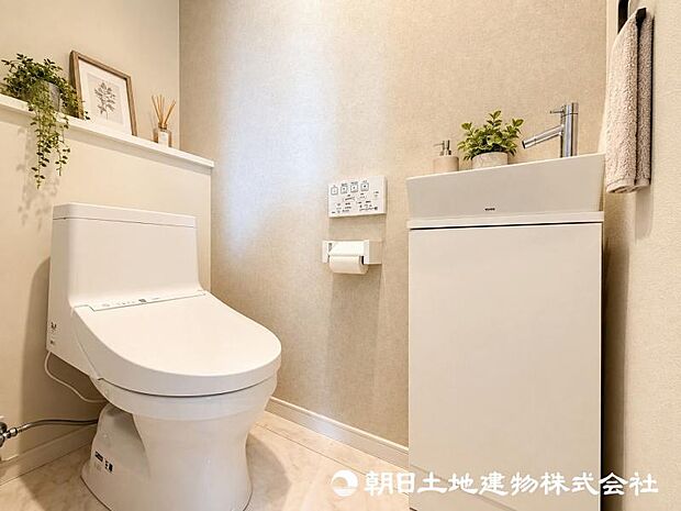＜トイレ＞1階2階ウォッシュレット付きトイレで快適です。