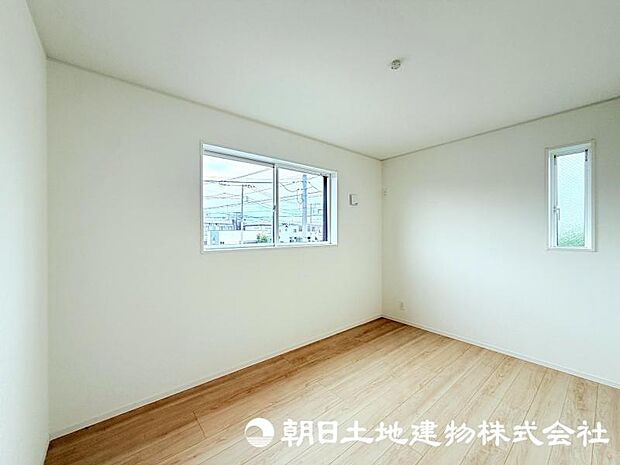 明るく快適な居室は、毎日の生活をより豊かにしてくれる場所。心地よい時間を過ごせる空間です。