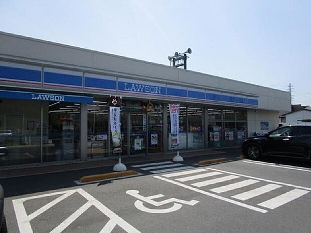 ローソン町田小山町店まで約400m