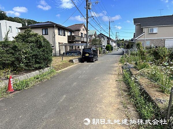 ＜現地＞建築条件ありませんので、お好きなハウスメーカーで建築可能です。